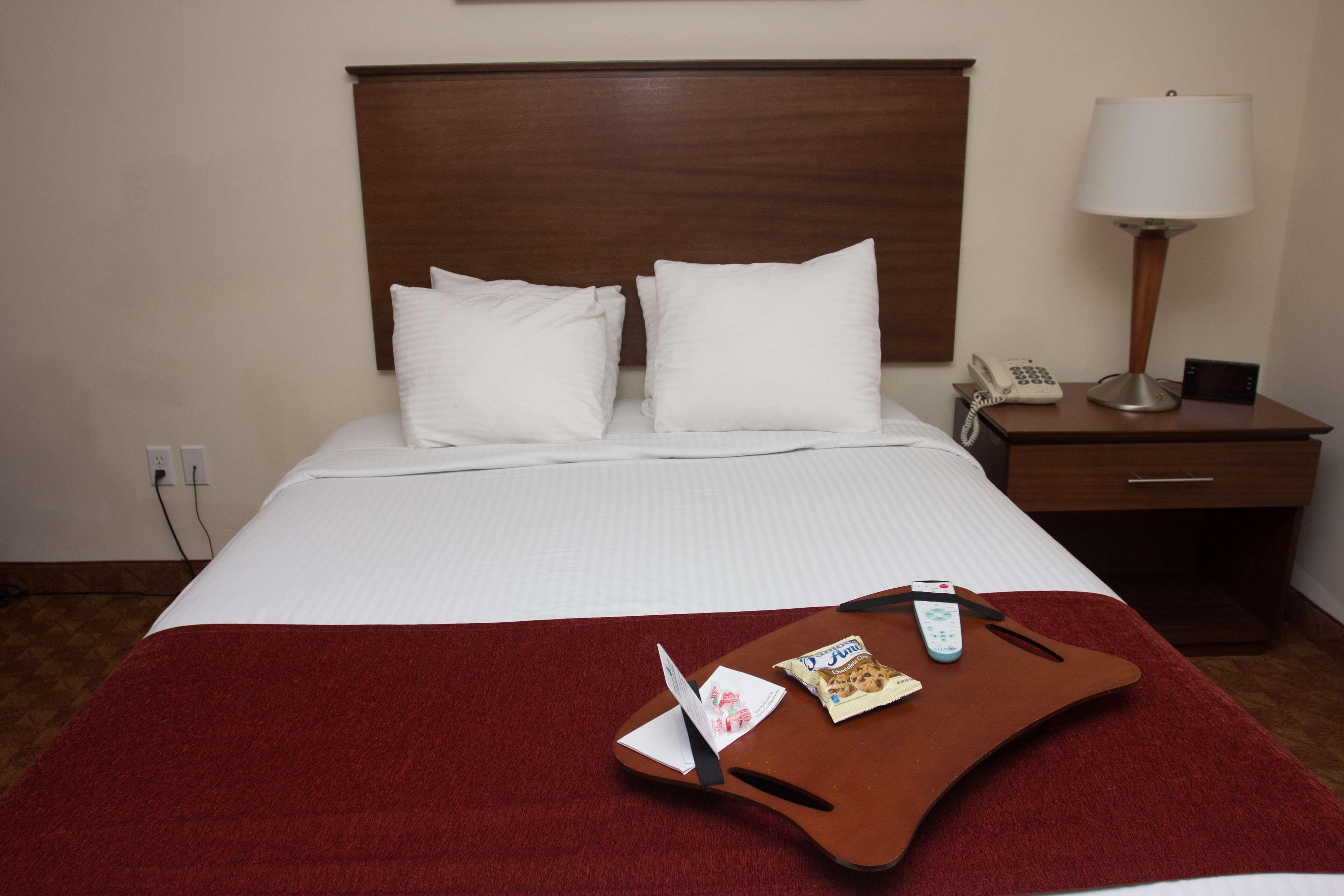 Best Western Lakewood Inn Hebron المظهر الخارجي الصورة