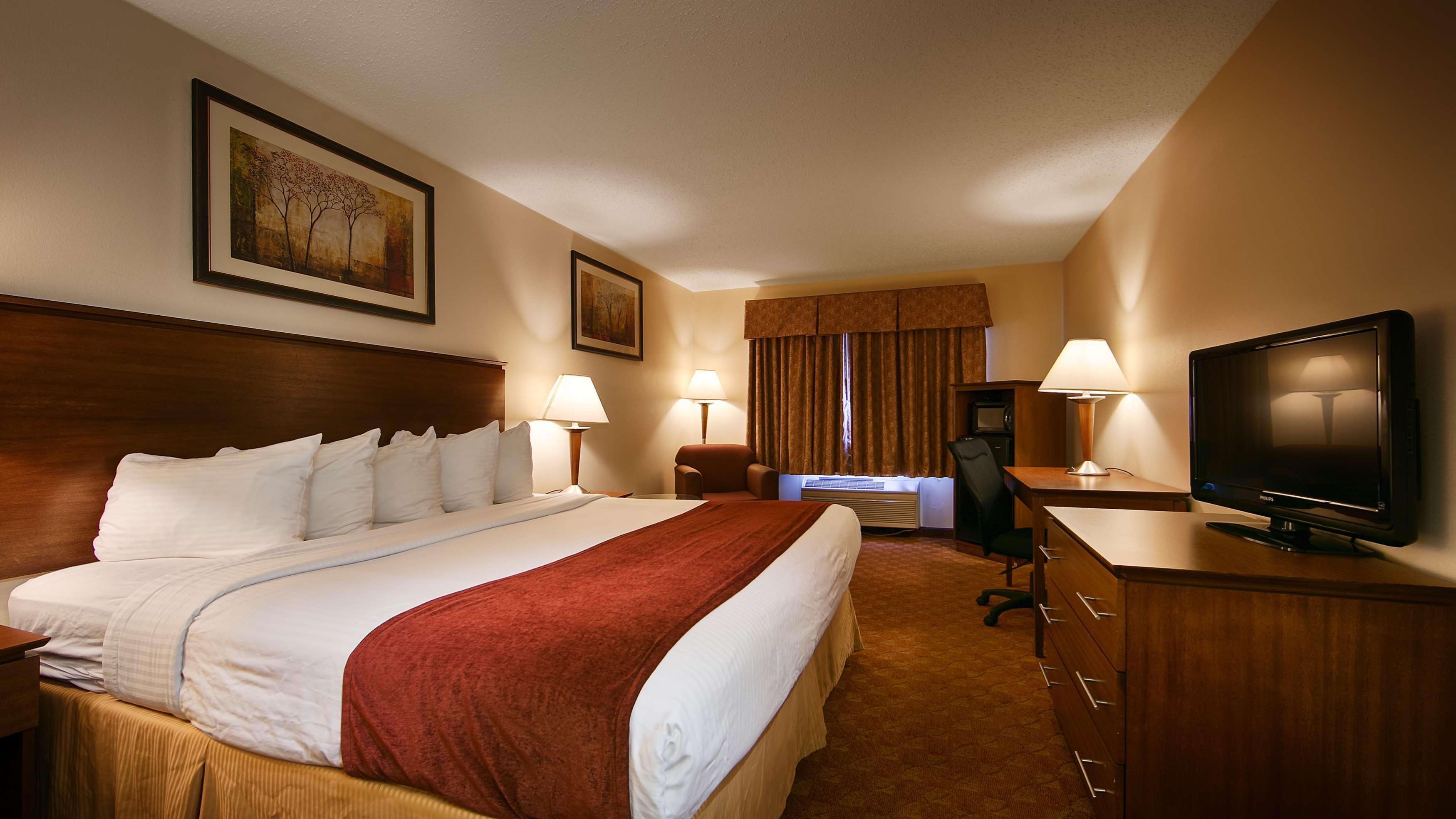 Best Western Lakewood Inn Hebron المظهر الخارجي الصورة