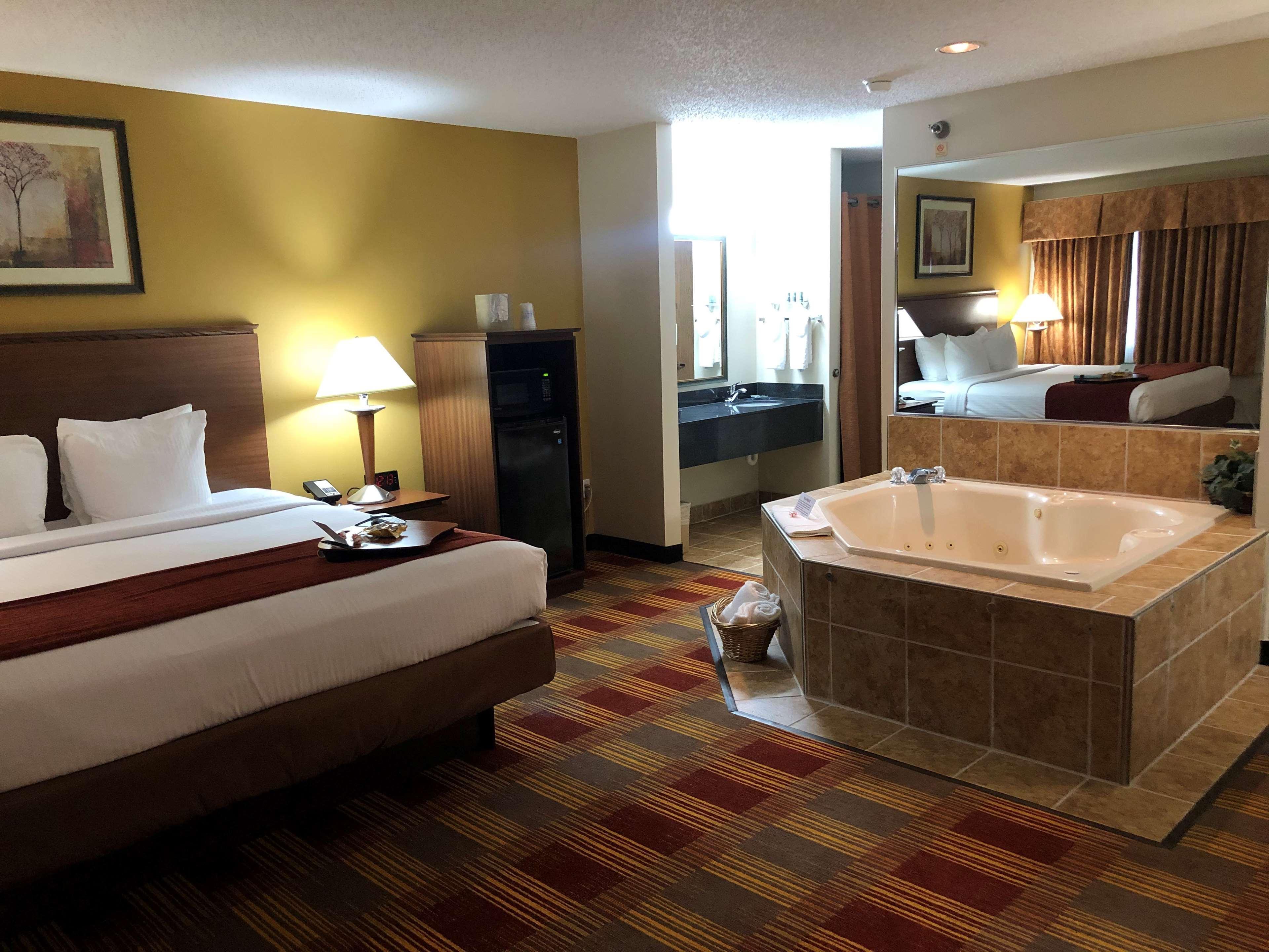 Best Western Lakewood Inn Hebron المظهر الخارجي الصورة