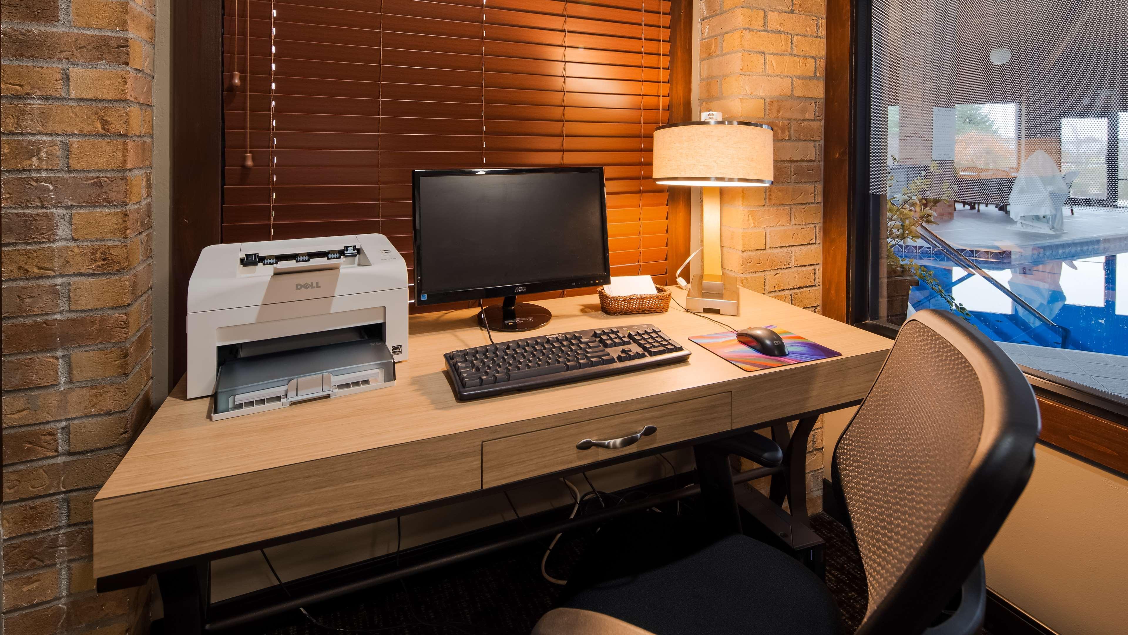Best Western Lakewood Inn Hebron المظهر الخارجي الصورة