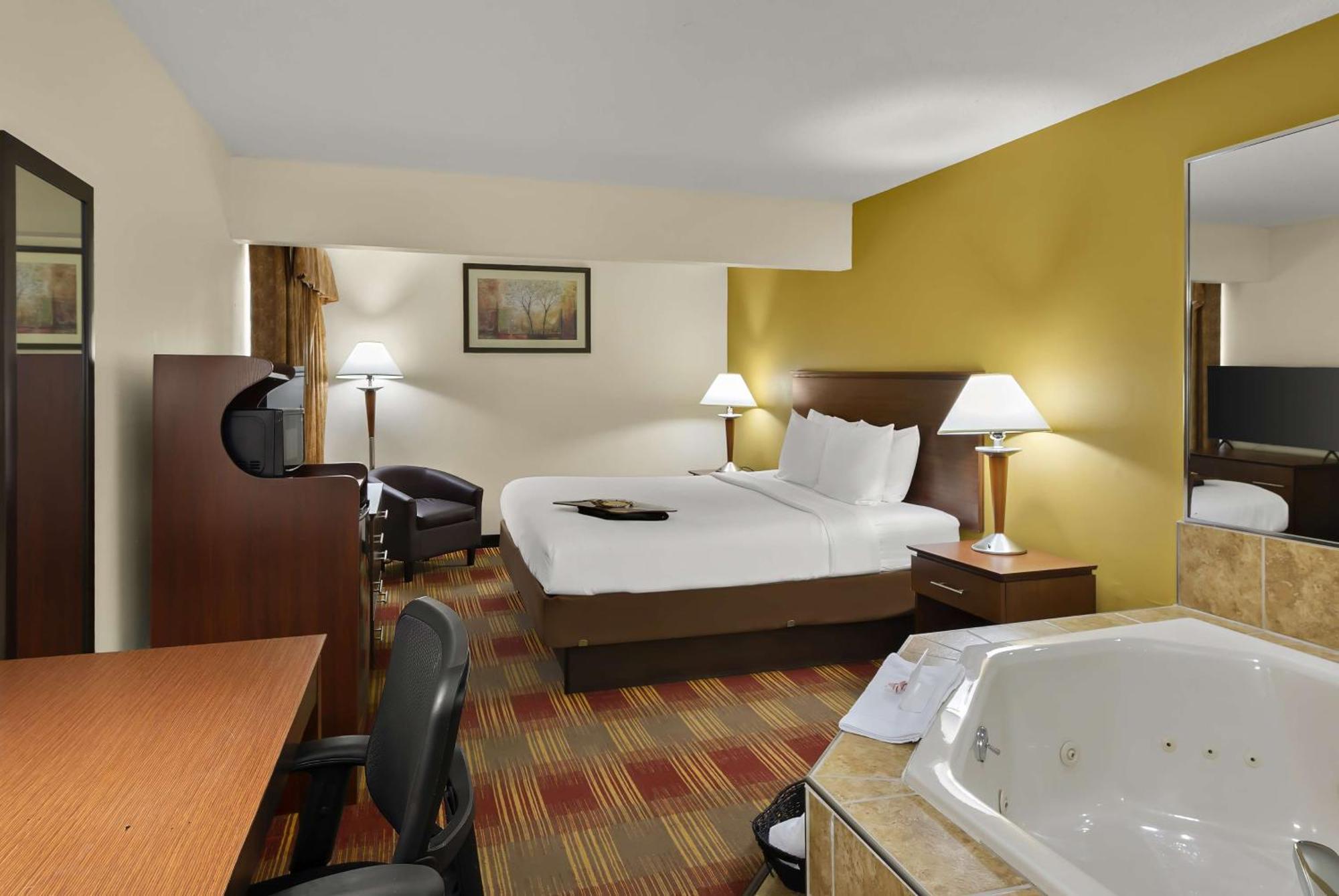 Best Western Lakewood Inn Hebron المظهر الخارجي الصورة