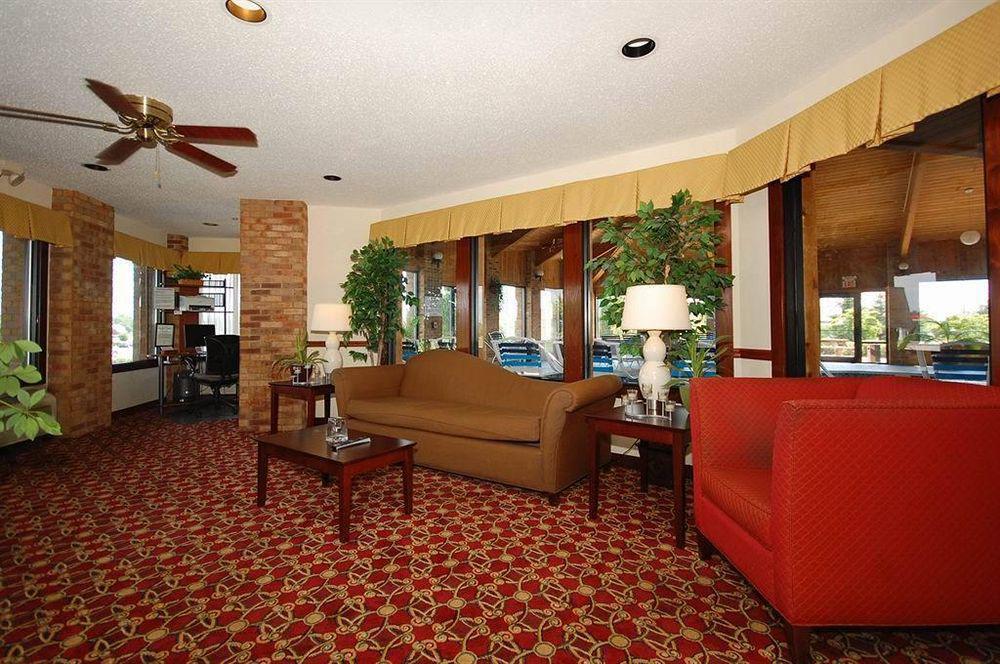 Best Western Lakewood Inn Hebron المظهر الداخلي الصورة